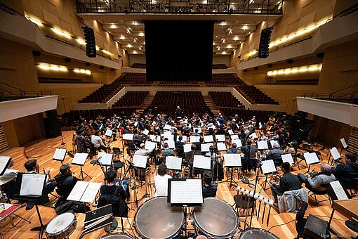 Robert Schumann: Klavierkonzert
Anton Bruckner: Sinfonie Nr 4 "Romantische"